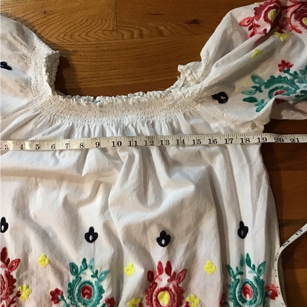 Embroided Blouse size large - Picture 6 of 7